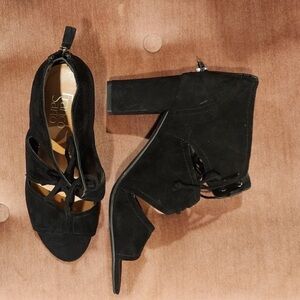 FRANCO Sarto Gazella Black Suede Lace-Up Sandals